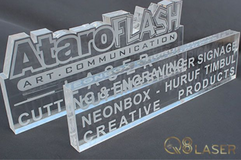 Bảng hiệu mica cắt laser nổi bật, thi công trong ngày