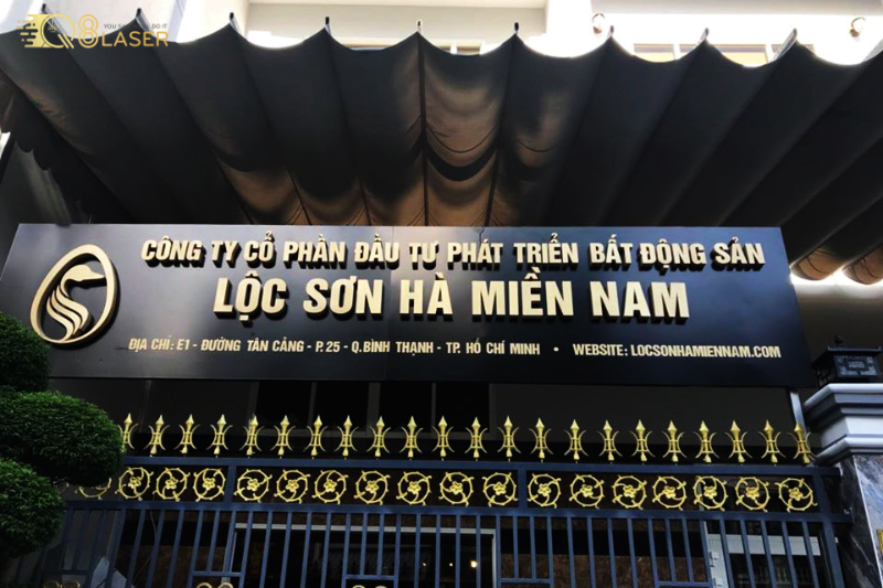 Biển công ty bằng đồng gia công tỉ mỉ