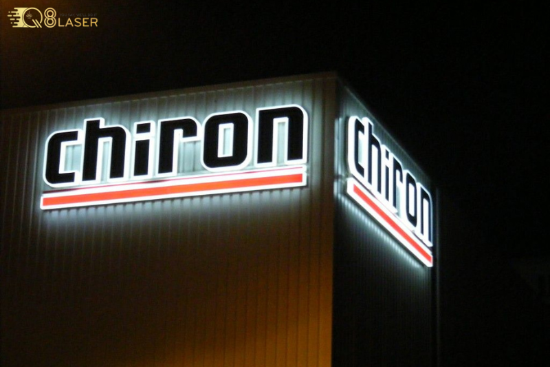 Bảng hiệu quảng cáo đèn led nổi bật, dễ nhận diện