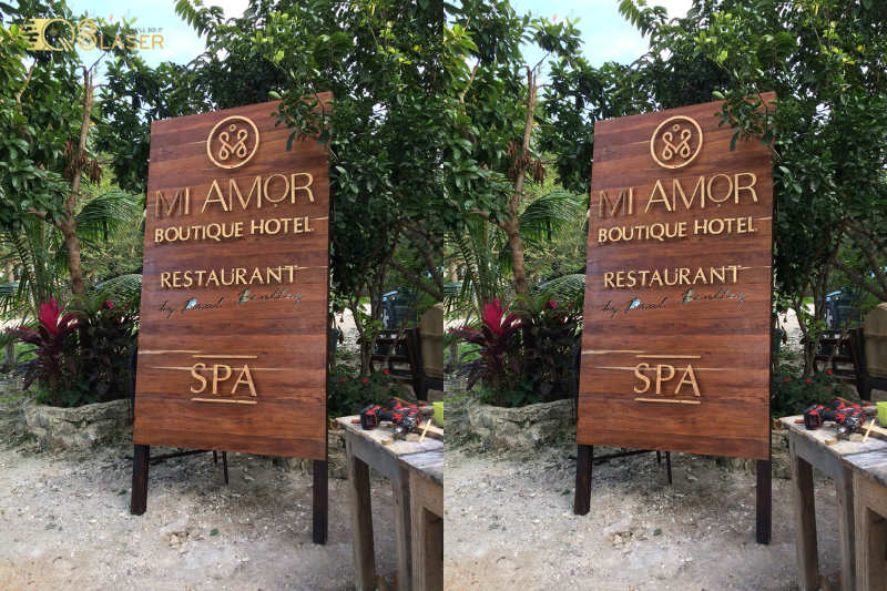 Biển hiệu retro phong cách cổ điển, thu hút ánh nhìn từ xa