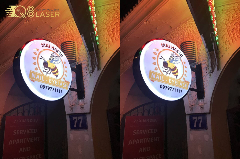 Biển vẫy vuông gọn gàng