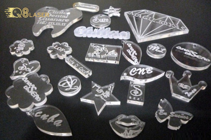 Cắt mica lấy liền Quận Bình Tân - Mica trong suốt