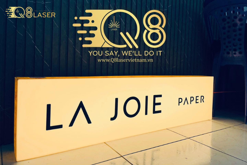 Hộp đèn quảng cáo siêu mỏng nổi bật