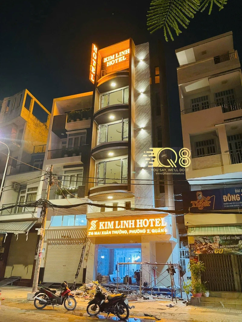 Biển hiệu Kim Linh Hotel thi công bởi Q8 Laser
