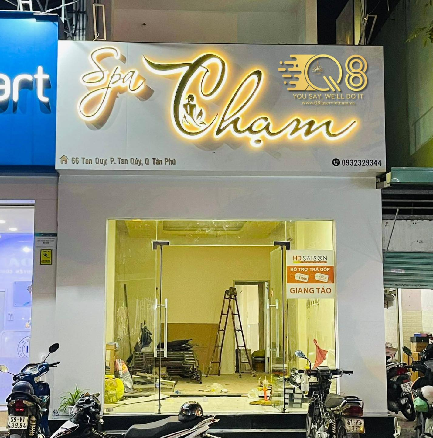 Mẫu bảng hiệu chữ nổi alu sang trọng cho mặt tiền