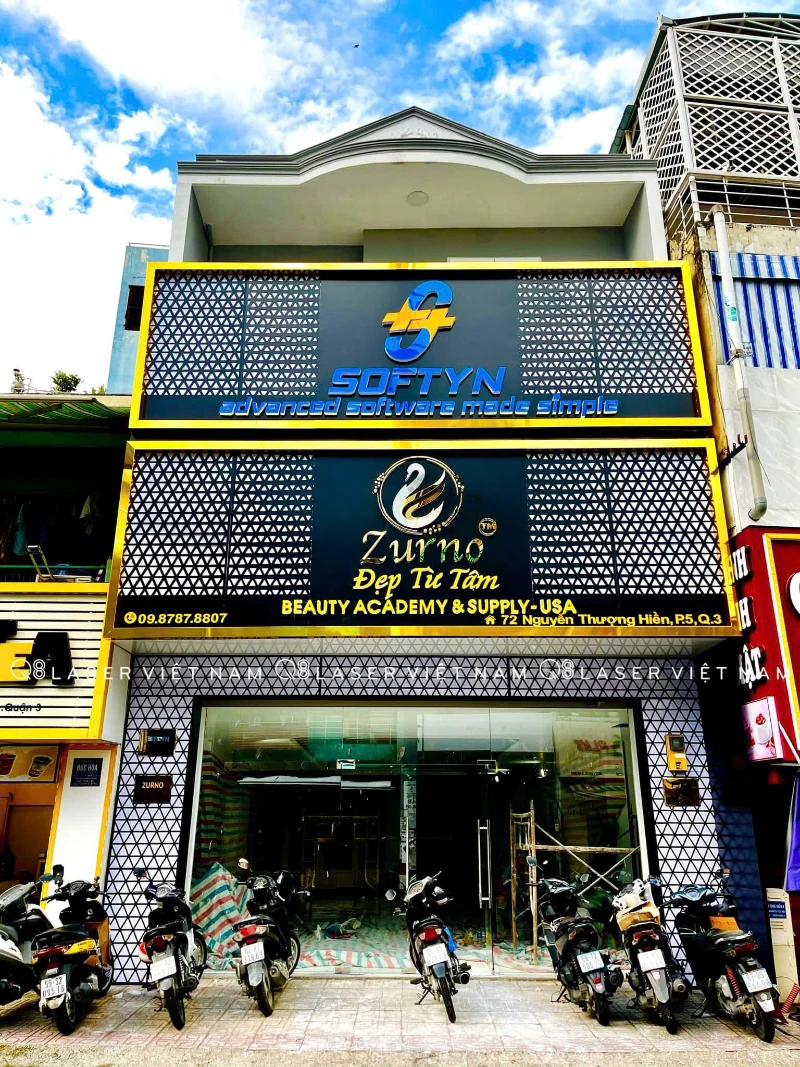 Biển hiệu mặt tiền SOFTYN & ZURNO – Thi công Q8 Laser Việt Nam