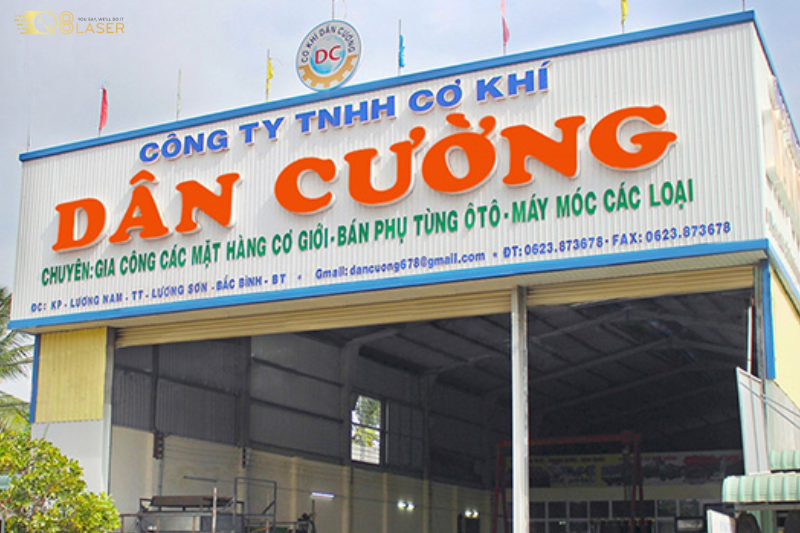 Bảng hiệu cơ khí đẹp, thiết kế chắc chắn