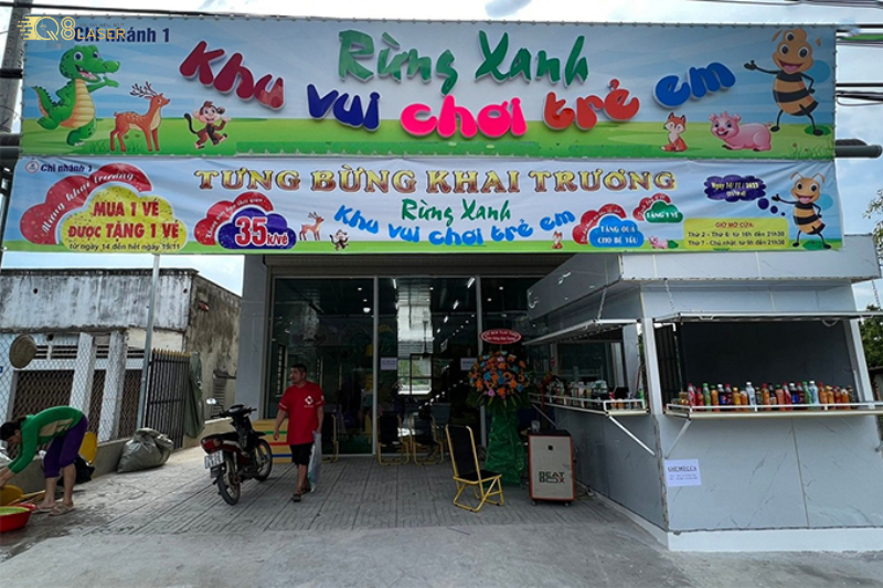 Bảng hiệu khu vui chơi phong cách hiện đại