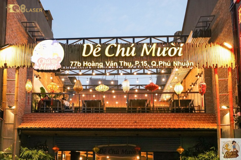 Bảng hiệu quán nướng gọn gàng, dễ đọc