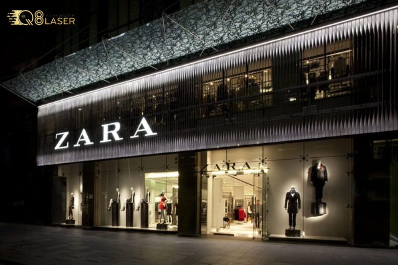 Bảng hiệu shop quần áo thiết kế chuẩn phong cách thời trang