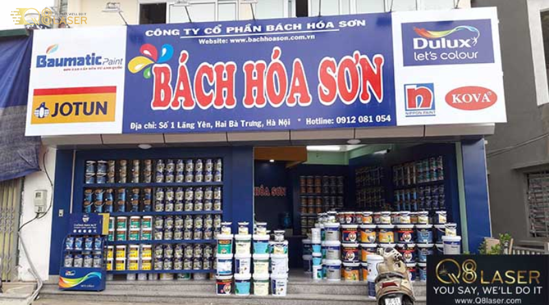 Bảng hiệu sơn nổi bật, thu hút khách ngay từ xa.