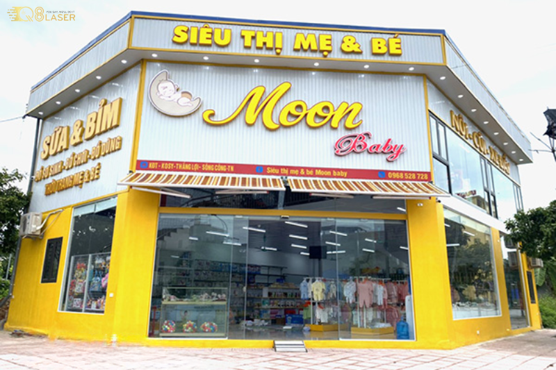 Bảng hiệu sữa bỉm kết hợp biển vẫy bắt mắt