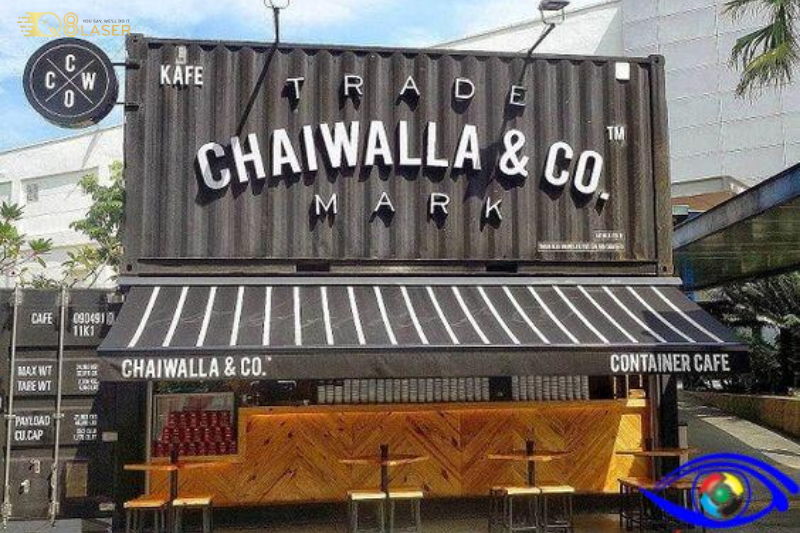 Bảng hiệu tôn đẹp phù hợp quán ăn và cửa hàng nhỏ