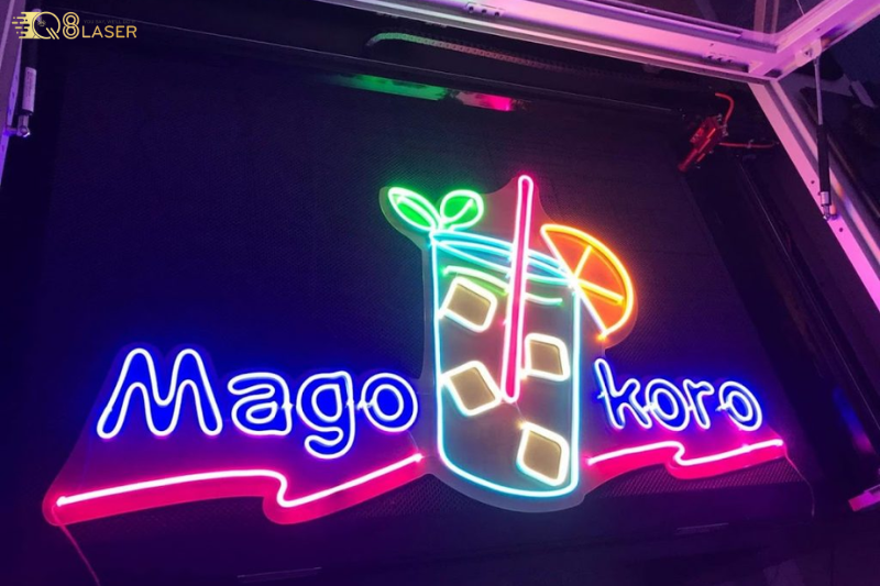 Bảng led dạ quang hiện đại, tiết kiệm điện