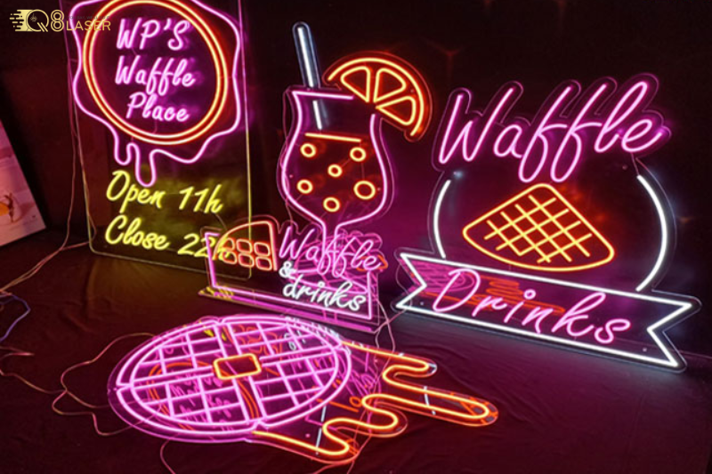 Bảng menu dạ quang lạ mắt, dễ đọc