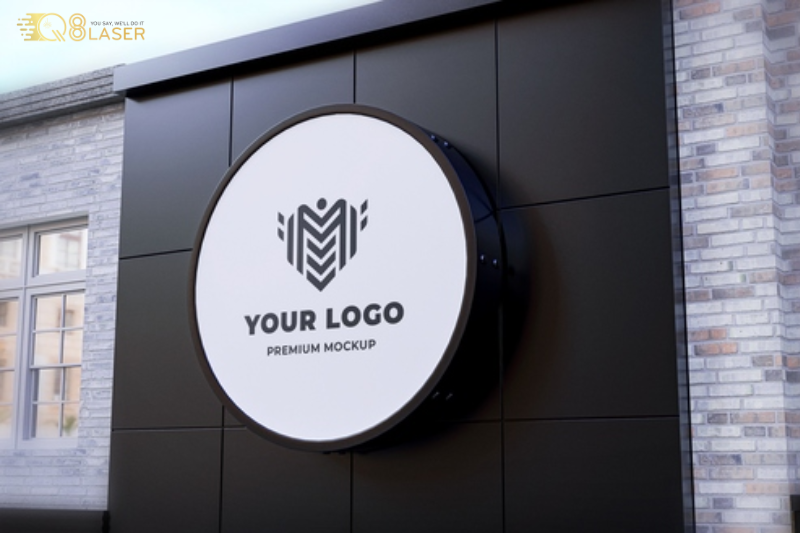 Bảng quảng cáo treo tường tiết kiệm diện tích, hiệu quả cao