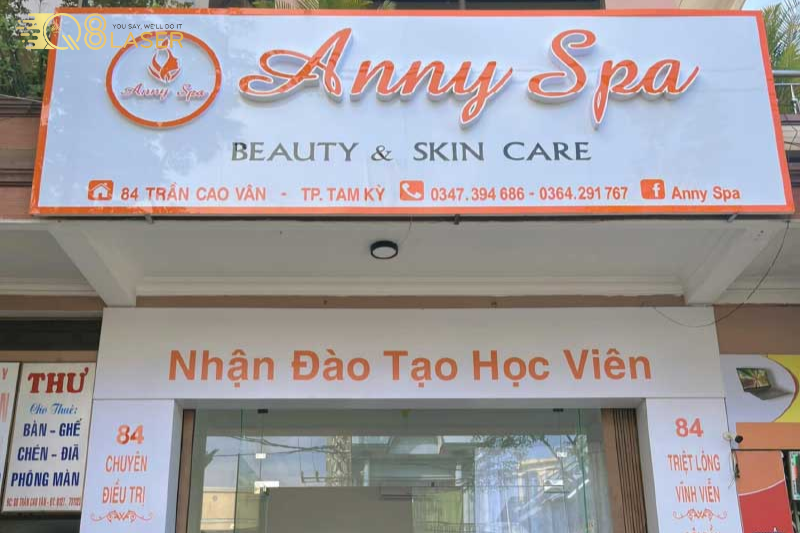 Biển hiệu makeup đẹp, rõ nét