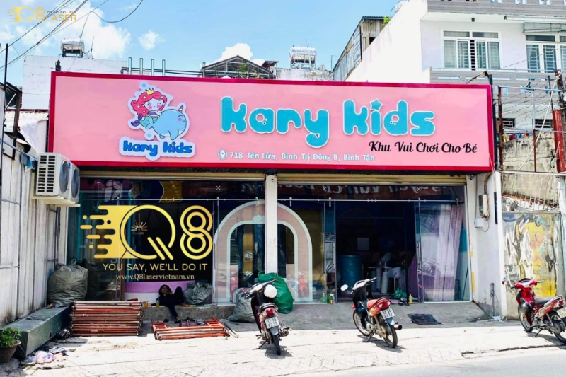 Biển khu vui chơi trẻ em phù hợp trung tâm