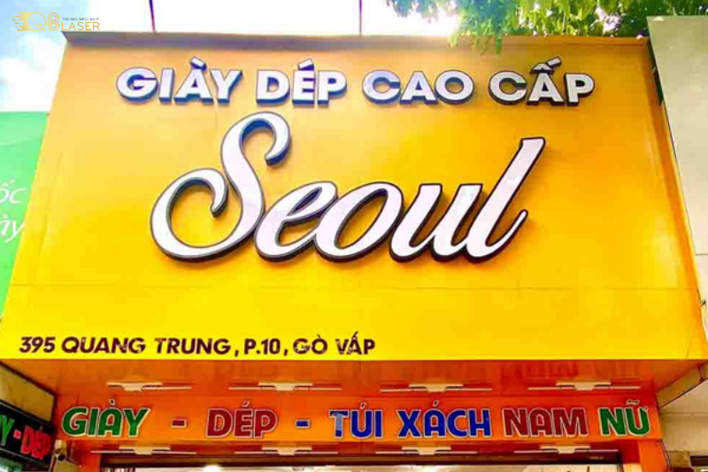 Biển quảng cáo giày dép giúp tăng nhận diện