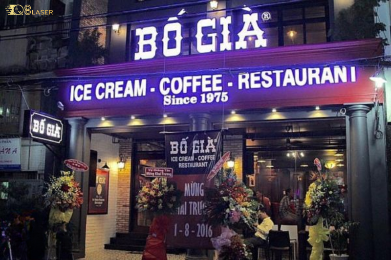 Biển quảng cáo kem tươi kết hợp hình ảnh sinh động