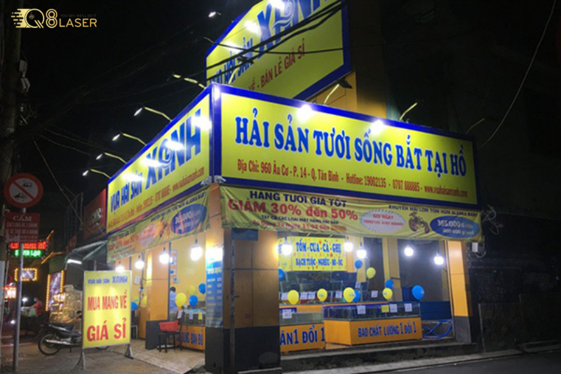 Biển quảng cáo nhà hàng hải sản phong cách hiện đại