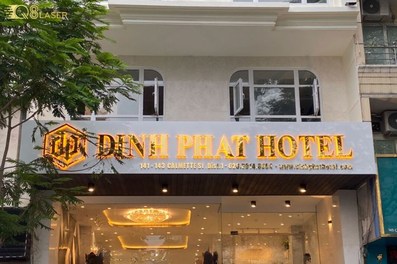 Biển quảng cáo nhà nghỉ đẹp, nổi bật khu phố