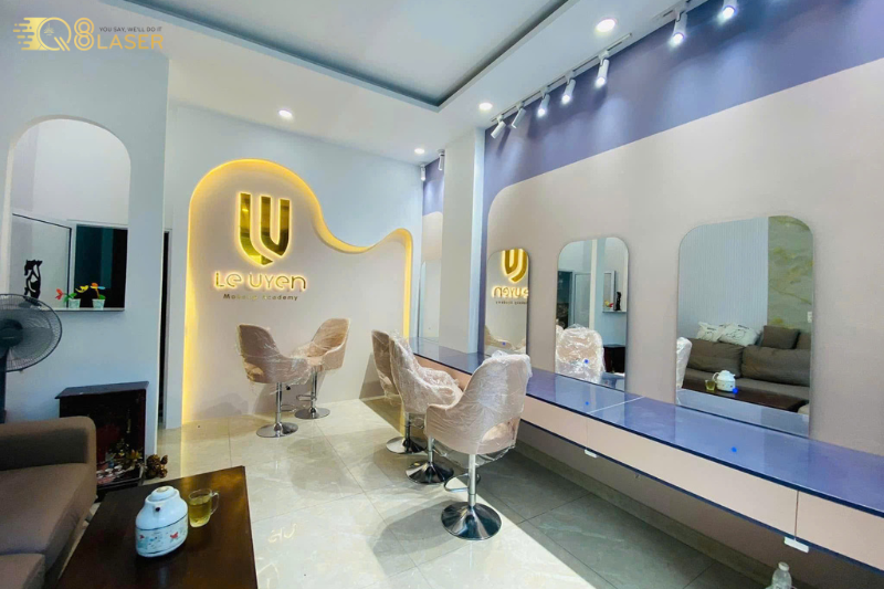 Biển quảng cáo phun xăm thẩm mỹ đẹp, chuẩn spa cao cấp