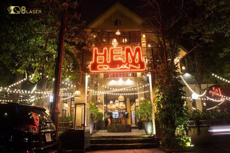 Biển quảng cáo quán nhậu thiết kế nổi bật, dễ nhận diện