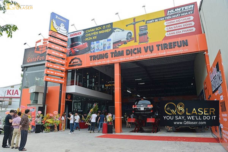 Biển quảng cáo rửa xe nổi bật mặt tiền