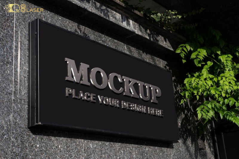 Biển quảng cáo treo tường đơn giản mà hiệu quả