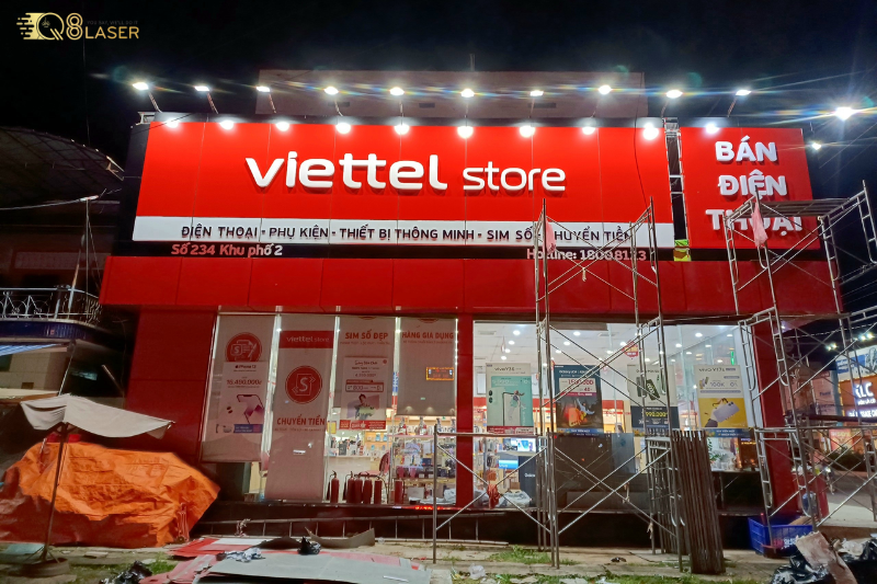 Biển quảng cáo Viettel giúp tăng độ nhận diện.