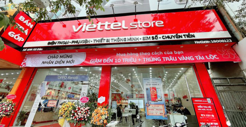 Biển quảng cáo Viettel rõ nét, dễ nhìn.