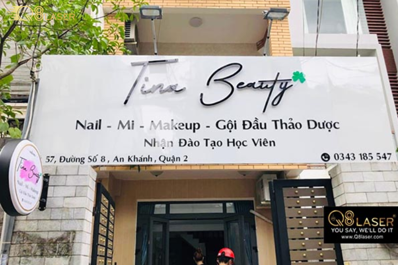 Biển vẫy gội đầu nổi bật ngày lẫn đêm