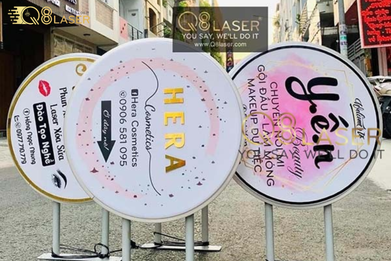 Biển vẫy makeup thiết kế xinh