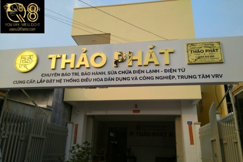 Mẫu bảng hiệu cửa hàng điện nước hiện đại