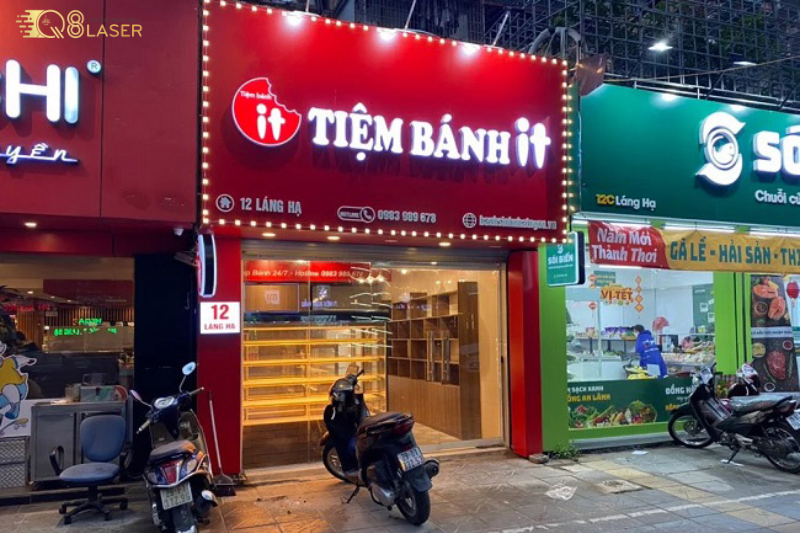 Mẫu biển quảng cáo bánh sinh nhật đẹp, giá hợp lý