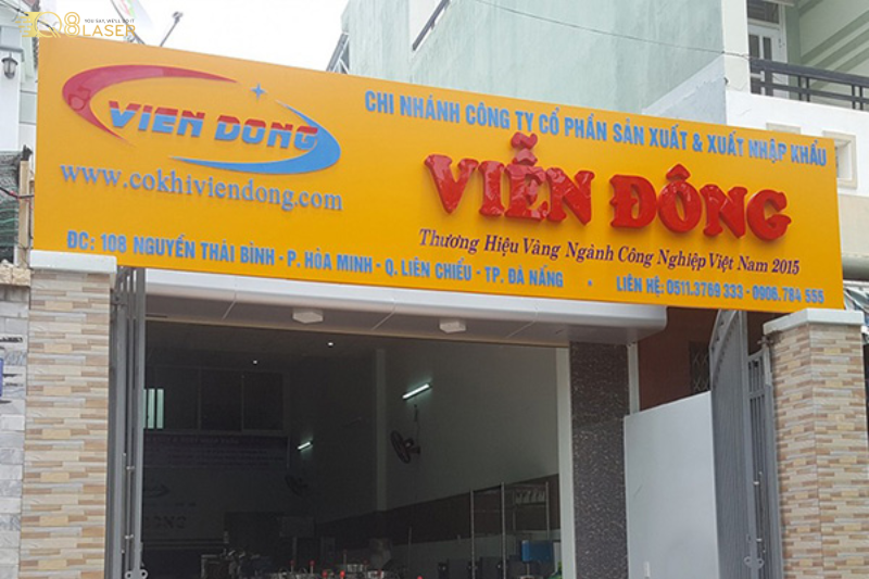 Mẫu biển quảng cáo cơ khí đơn giản, tinh tế