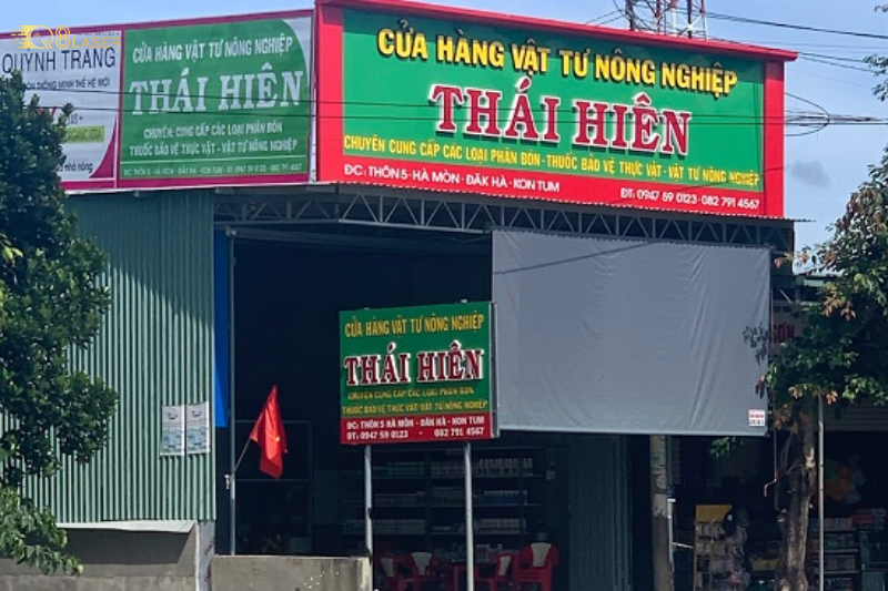 Mẫu biển quảng cáo thức ăn chăn nuôi thu hút khách từ xa