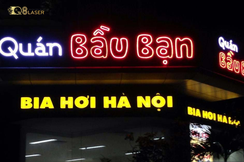 Biển hiệu quán nhậu rõ chữ, dễ đọc từ xa