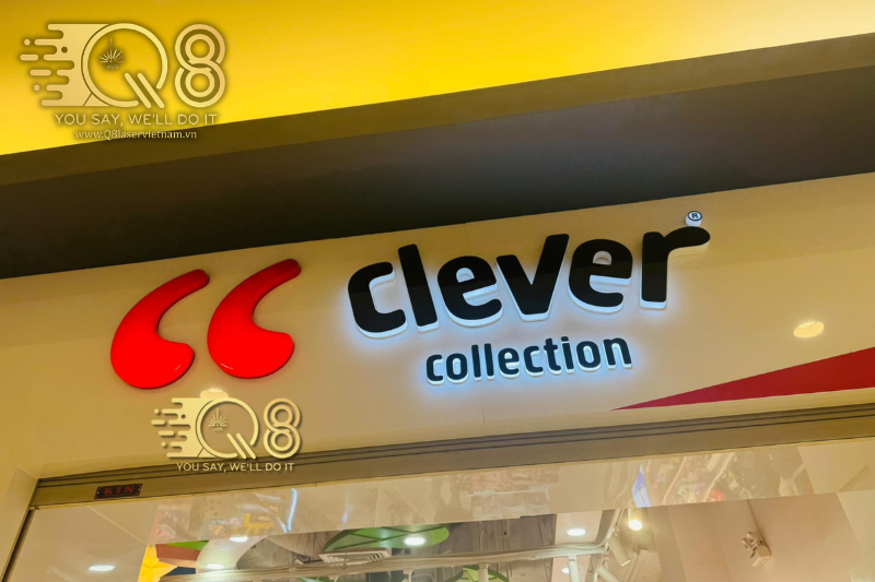 Bảng hiệu chữ inox mặt mica kết hợp inox sáng chân đẹp