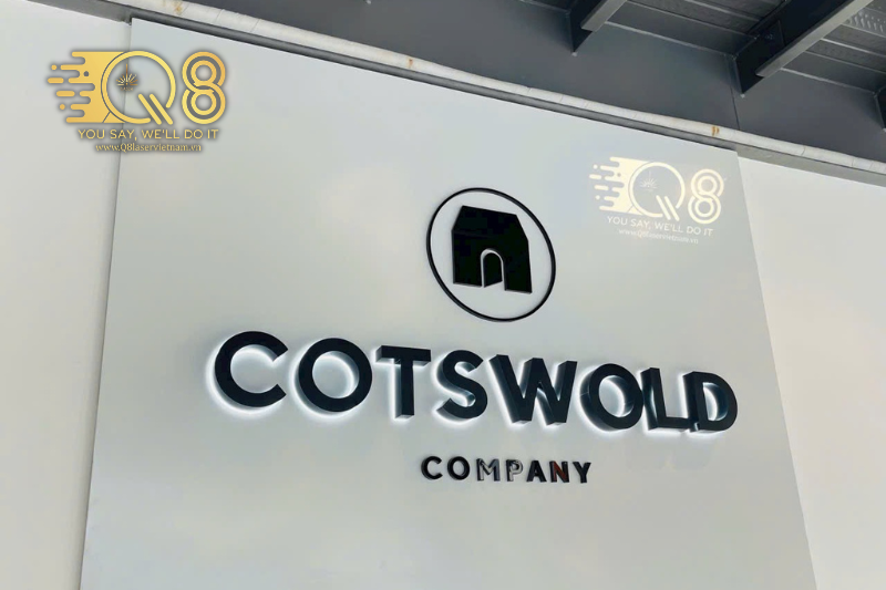 Bảng hiệu chữ inox trắng gương