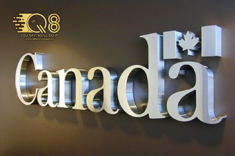 Bảng hiệu inox trắng xước nổi