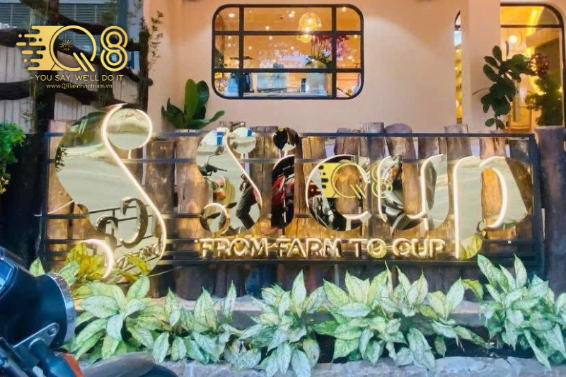 Chữ inox đồng xước sang trọng