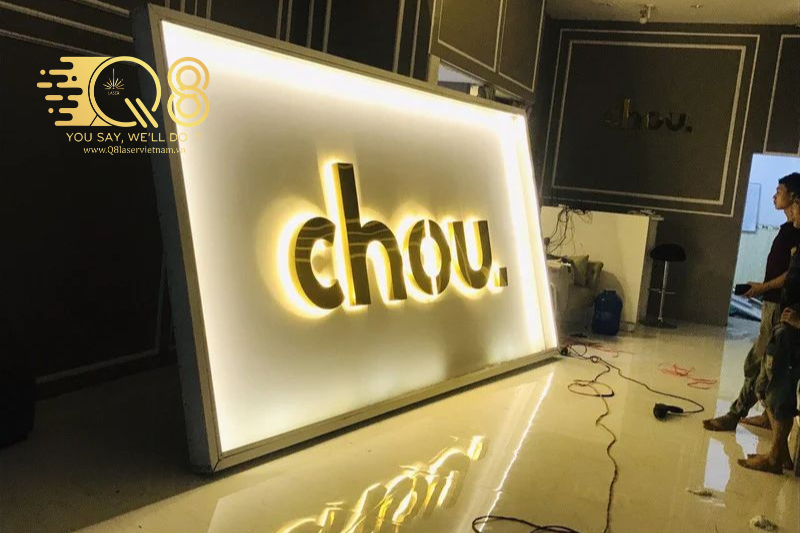 Chữ inox trắng xước bảng hiệu đẹp