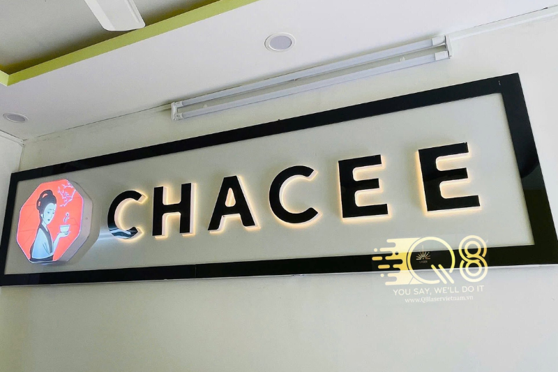 Chữ inox vàng xước hắt sáng chân cao cấp cho biển hiệu thương hiệu