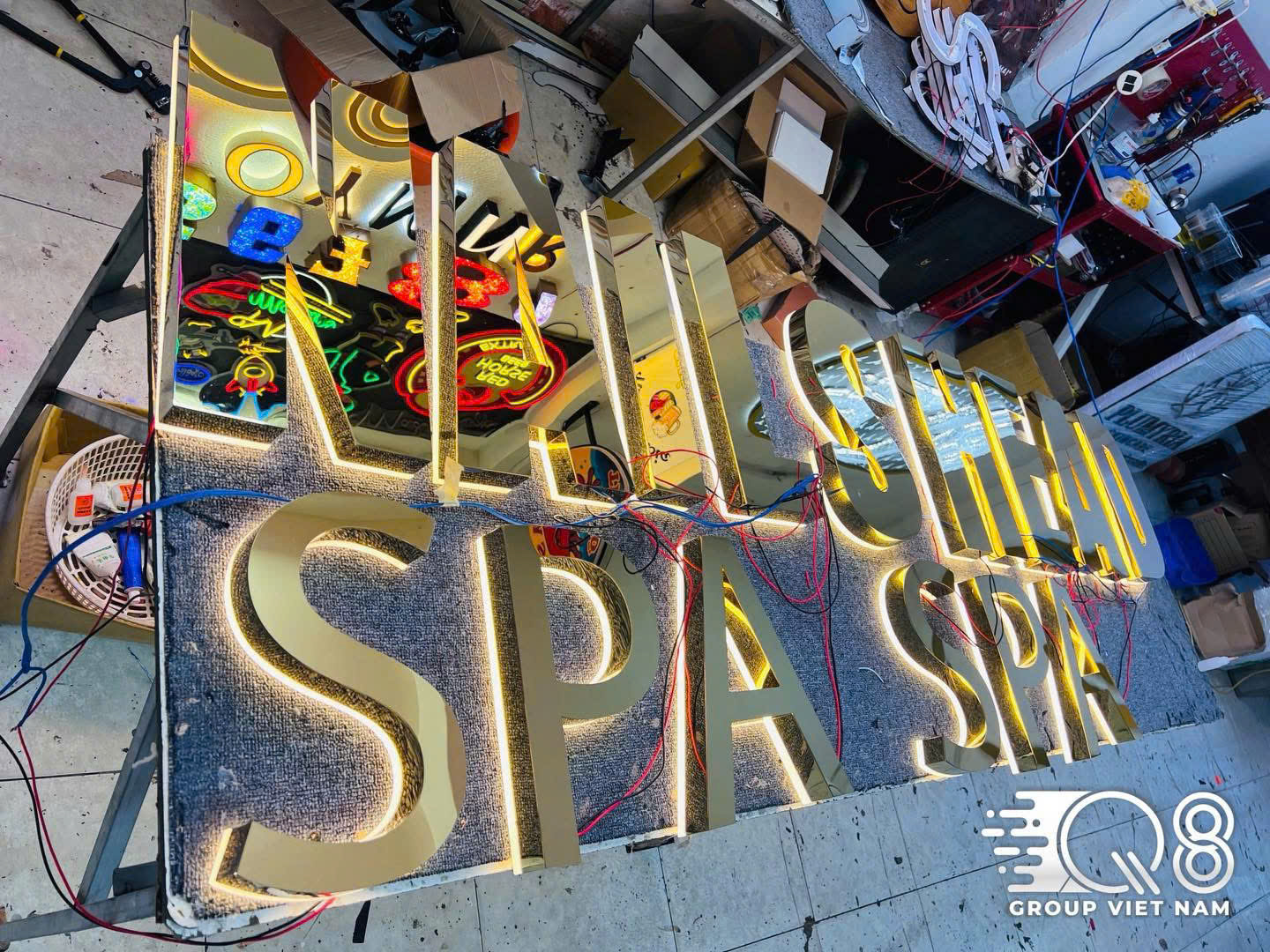 Chữ inox vàng xước