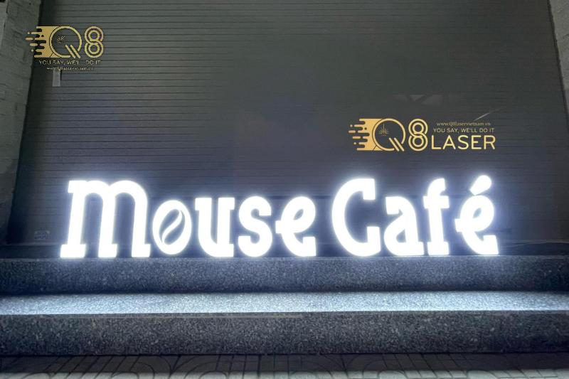 Mẫu chữ inox vàng đồng sang trọng