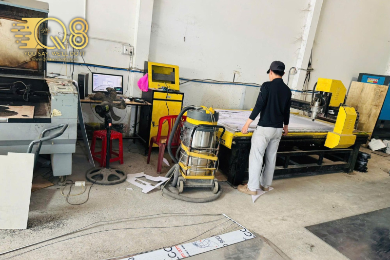 Máy cắt chữ inox đồng