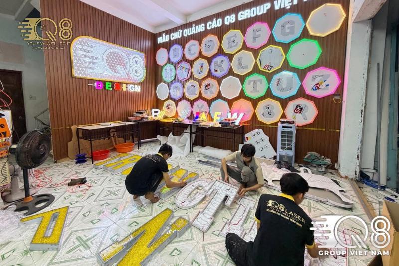 Quy trình thi công chữ inox chuyên nghiệp tại xưởng sản xuất